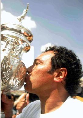 Si eres rayado.... pos ya que... date un balazo...